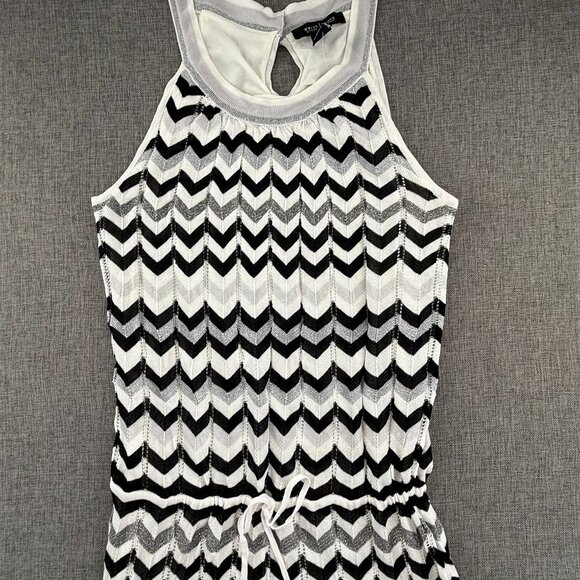 NEW! White House Black market Cheveron Stripe Dress Sleeveless Scoop Neck Small - Picture 5 of 16